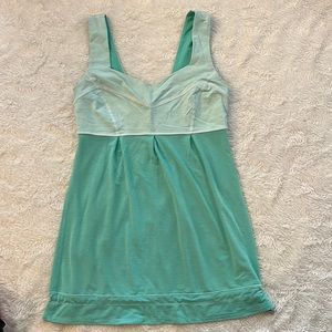 lululemon tank top light green size 4